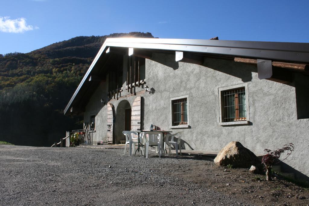 Agriturismo Cascina Cornella Cremeno Eksteriør bilde